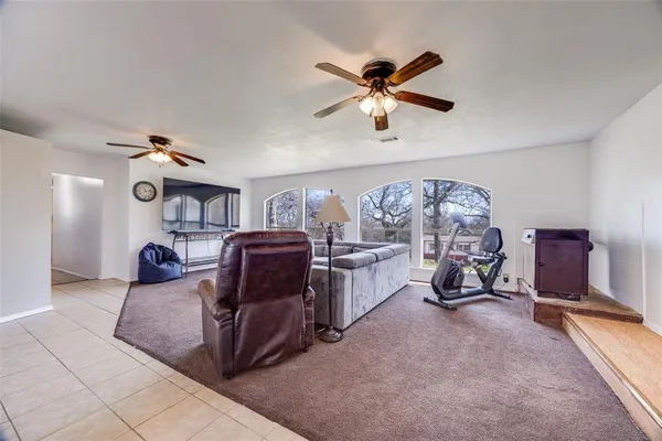 $349,000 | 172 Mohawk Drive, Gordonville, TX 76245