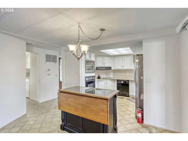 $98,000 | 17095 Southwest Eldorado Drive, Tigard, OR 97224