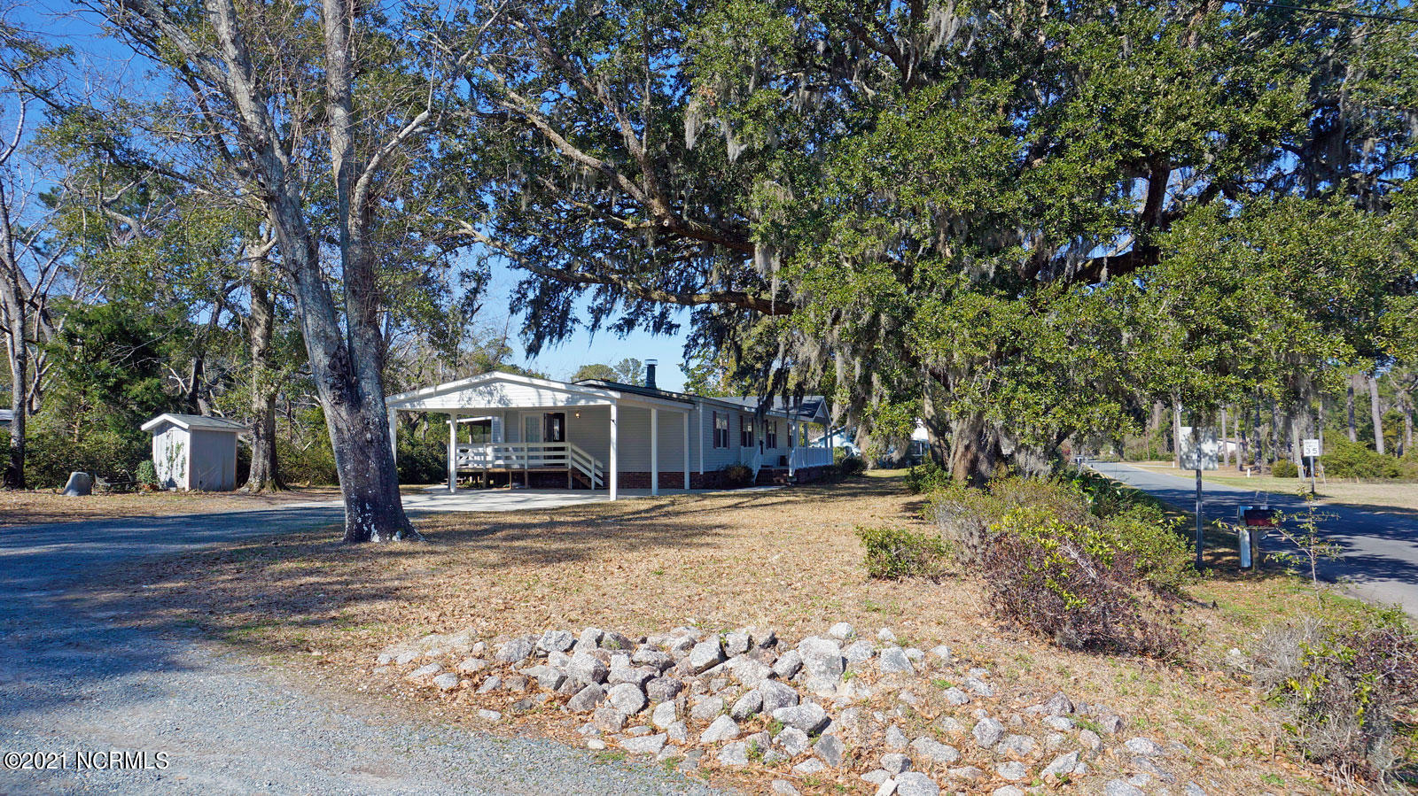 5216 Peden Point Road Wilmington, NC 28409 - Photo 2 of 24 _DSC0421-W