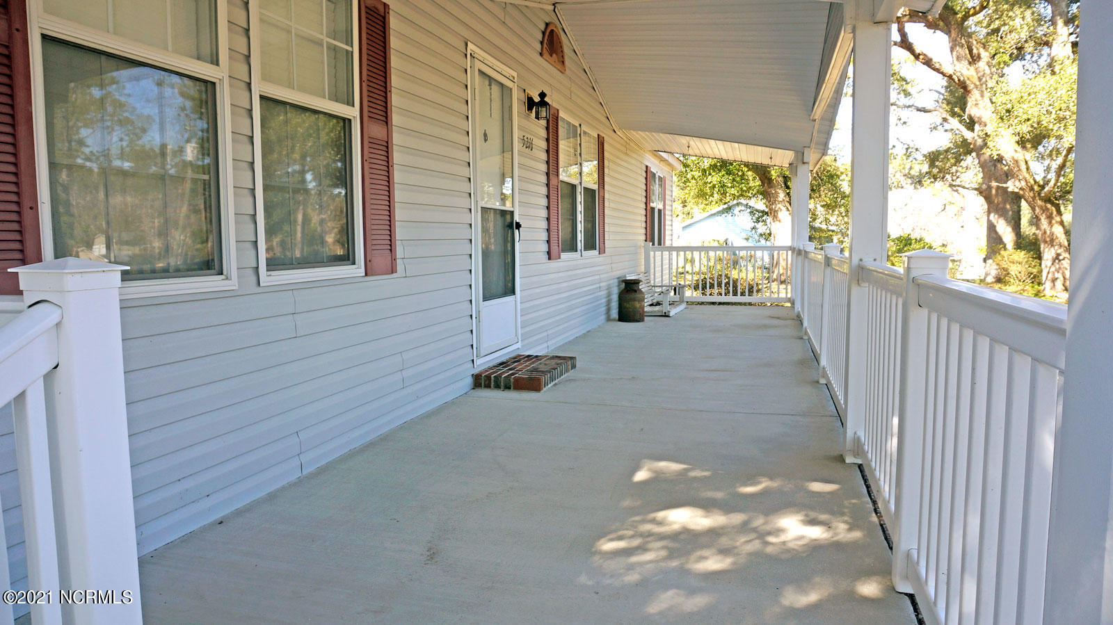 5216 Peden Point Road Wilmington, NC 28409 - Photo 5 of 24 _DSC0425-W