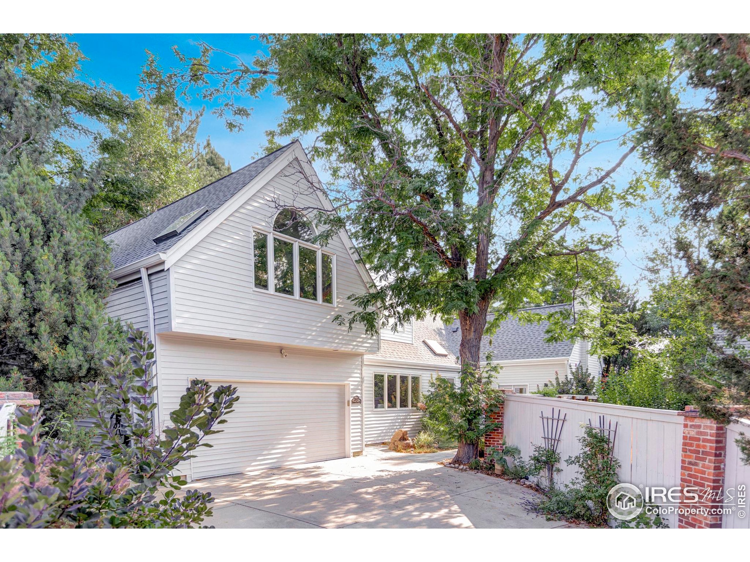 2672 Winding Trail Drive Boulder, CO 80304 - Photo 2 of 31