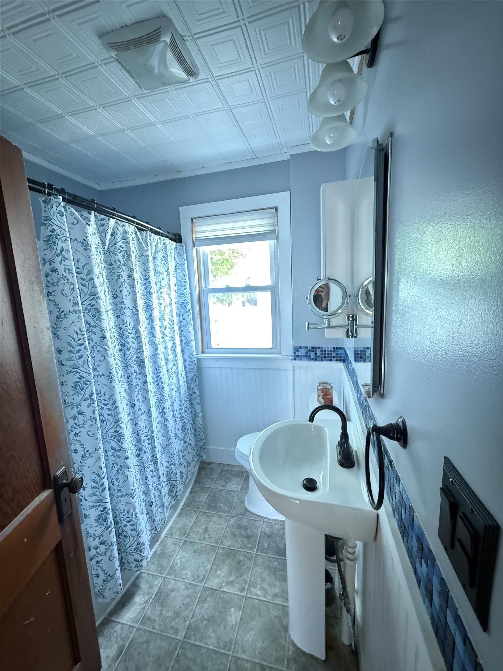 25 Laurel Street Berlin, NH 03570 - Photo 17 of 17