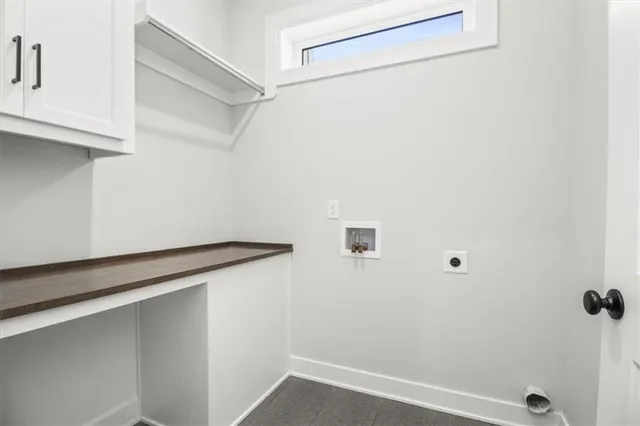 $600,000 | 4108 Southeast Adams Drive, Blue Springs, MO 64014