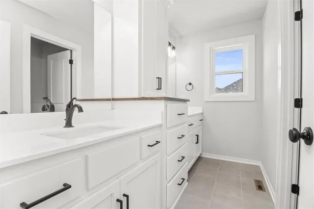 $600,000 | 4108 Southeast Adams Drive, Blue Springs, MO 64014