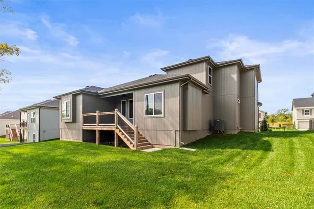 $600,000 | 4108 Southeast Adams Drive, Blue Springs, MO 64014