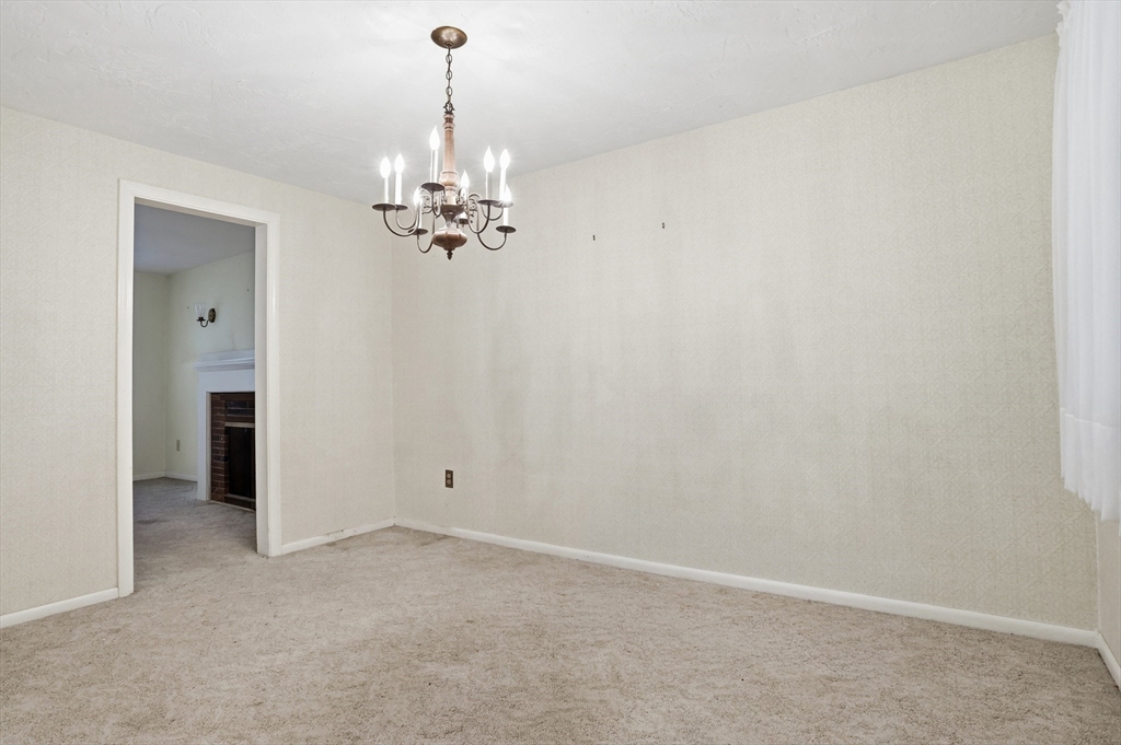 35 Quaboag Road Acton, MA 01720 - Photo 7 of 29
