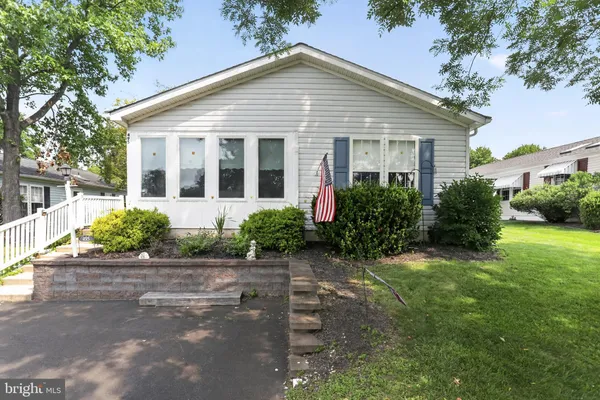 $339,999 | 495 Goldenrod Crossing West, Buckingham, PA 18938