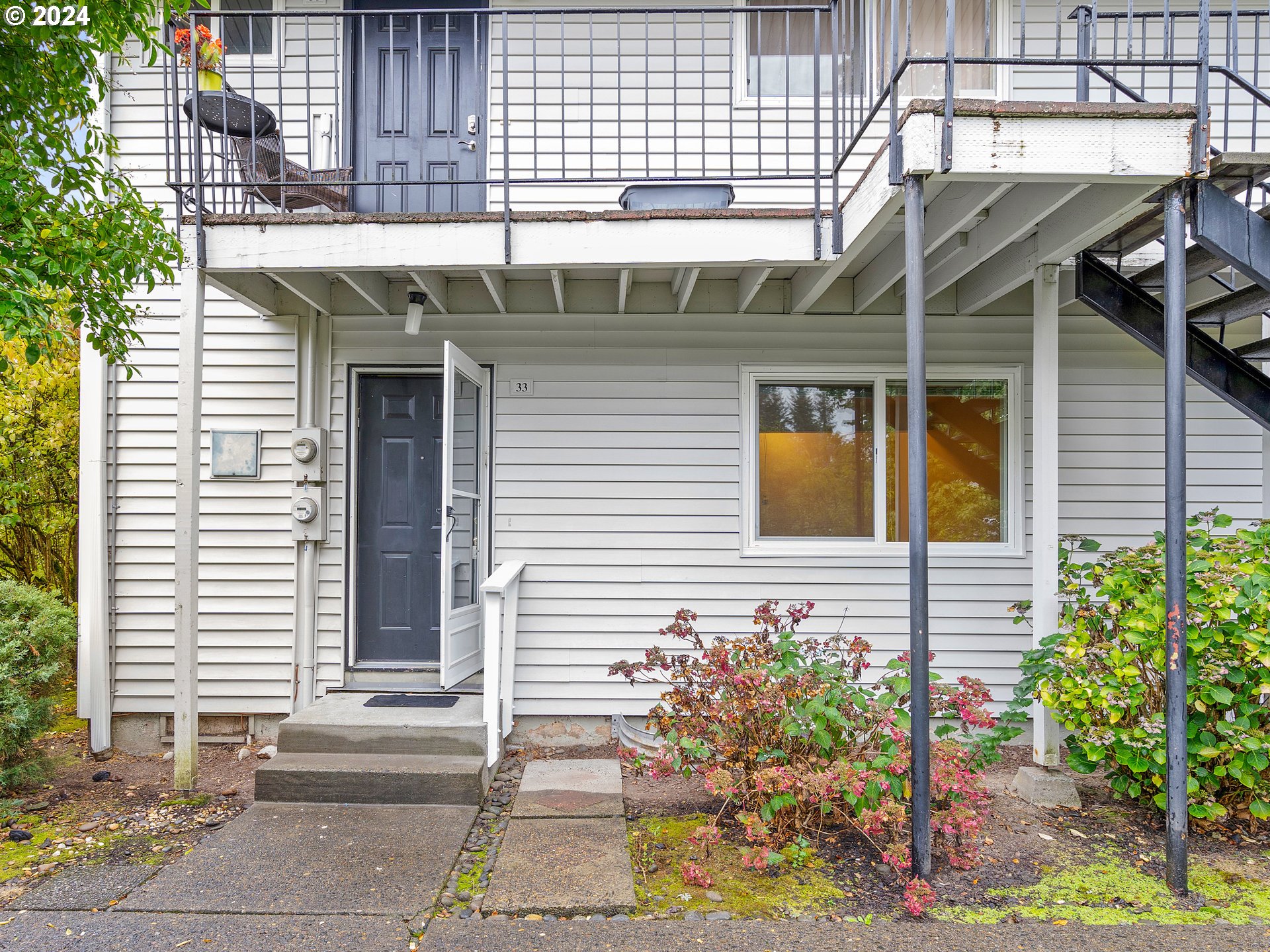 6835 Southwest Capitol Hill Road, Unit 33 Portland, OR 97219 - Photo 37 of 41 Gallery Image 37