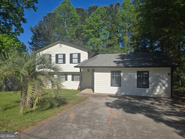 $2,200 | 938 Iron Gate Boulevard, Jonesboro, GA 30238