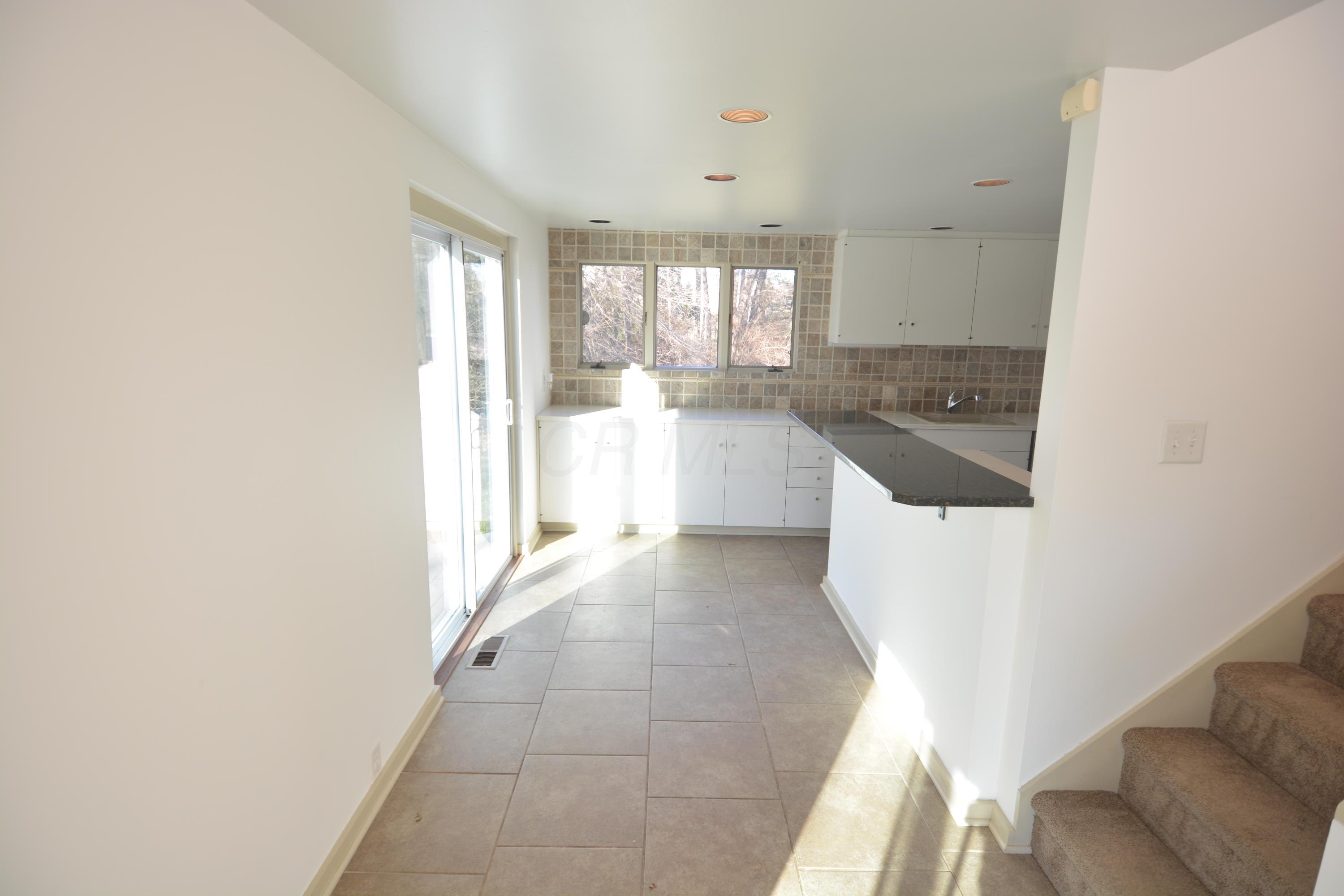 522 West Orange Road Delaware, OH 43015 - Photo 10 of 24 Gallery Image 10