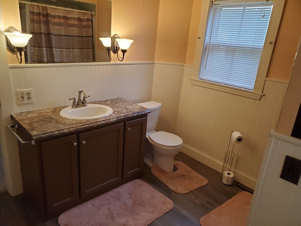 126 Berlin Road Marlborough, MA 01752 - Photo 4 of 18 Gallery Image 4