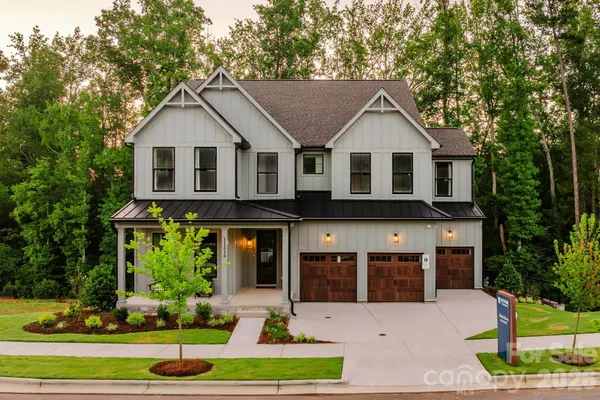 $904,502 | 825 Lakeforest Drive, Unit COVINGTON, Belmont, NC 28012