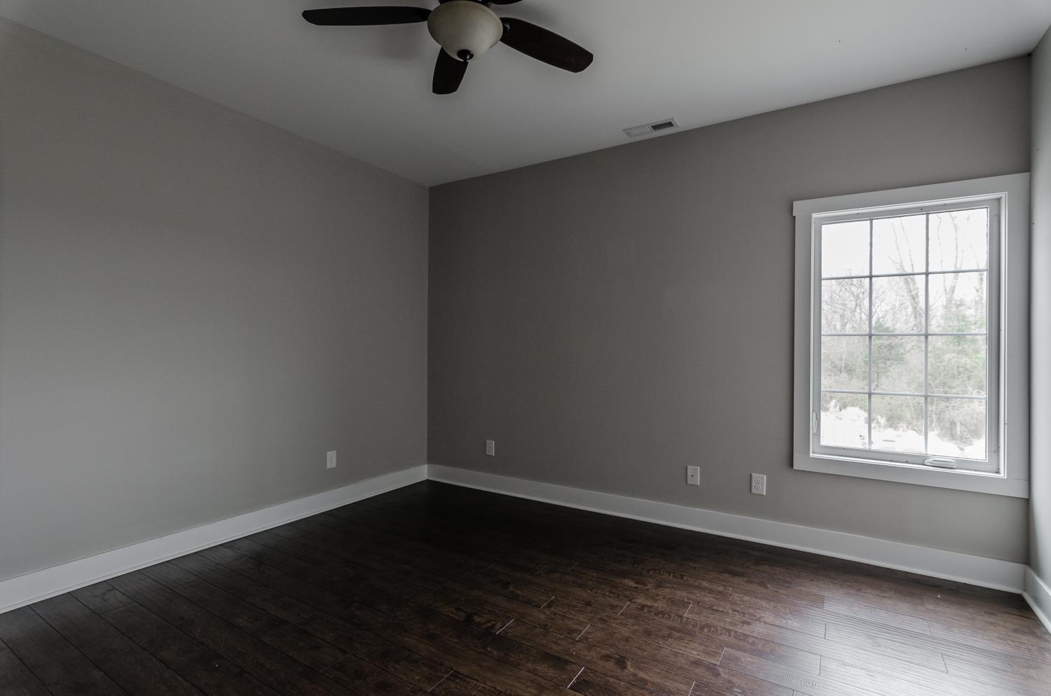 274 Lakeview Road Gallatin, TN 37066 - Photo 24 of 30 Gallery Image 24