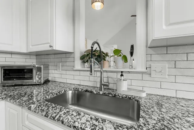 $549,000 | 1021 Somerville Drive, Cottontown, TN 37048