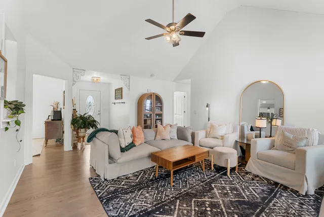 $549,000 | 1021 Somerville Drive, Cottontown, TN 37048