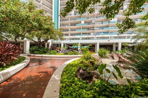 $550,000 | 1777 Ala Moana Boulevard, Unit 213, Honolulu, HI 96815