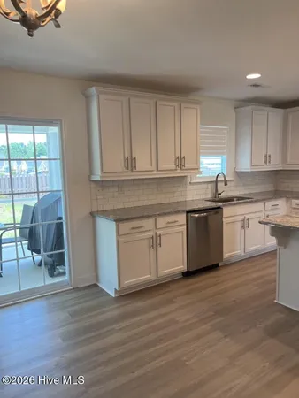 $2,195 | 200 Pastoral Court, Sneads Ferry, NC 28460