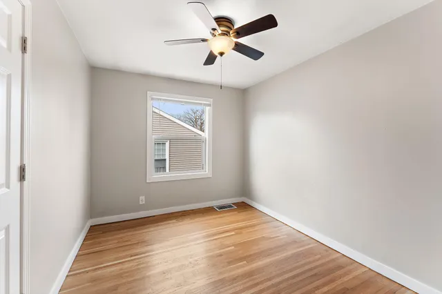 $1,905 | 1408 Lake Street Northeast, Hopkins, MN 55343