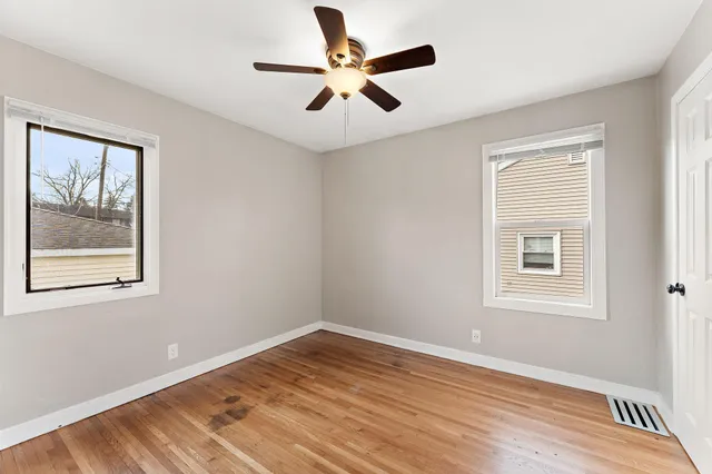 $1,905 | 1408 Lake Street Northeast, Hopkins, MN 55343