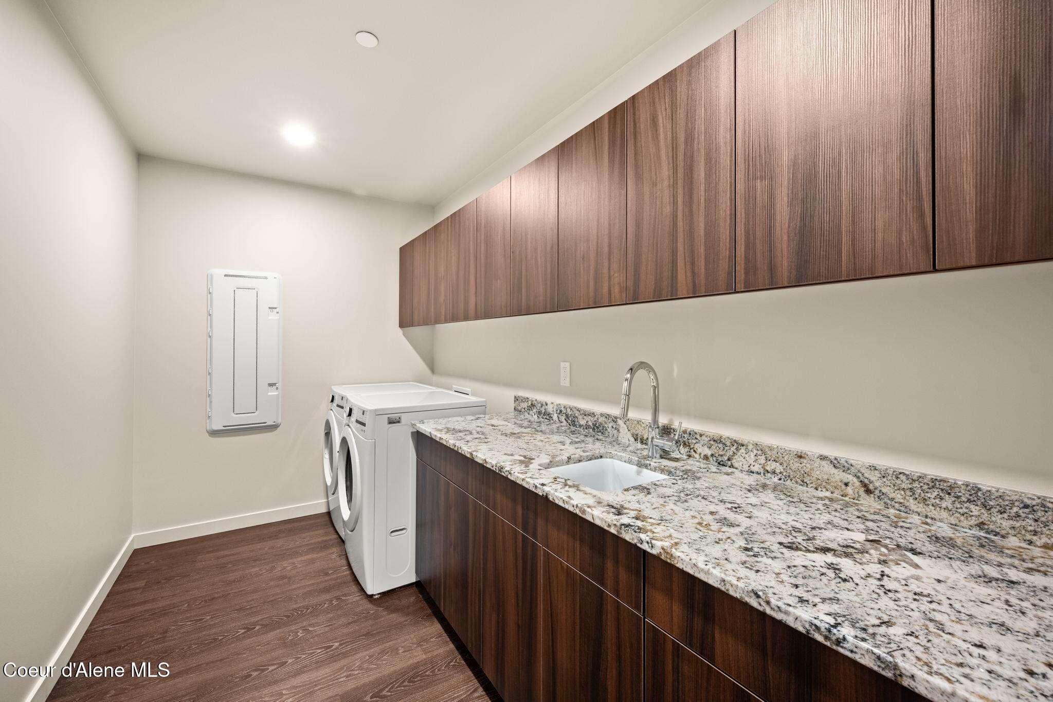 116 South 3rd Street, Unit 903 Coeur D'Alene, ID 83814 - Photo 8 of 50 17-web-or-mls-DSC_4256