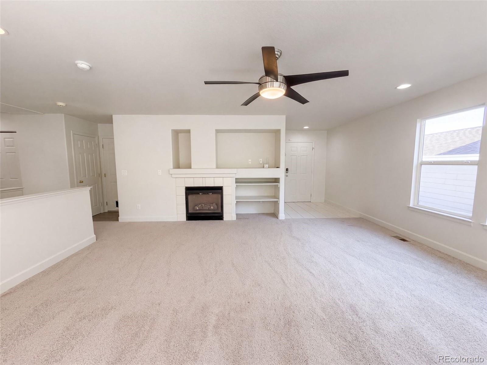 10009 Strathfield Lane Highlands Ranch, CO 80126 - Photo 16 of 25 Gallery Image 16