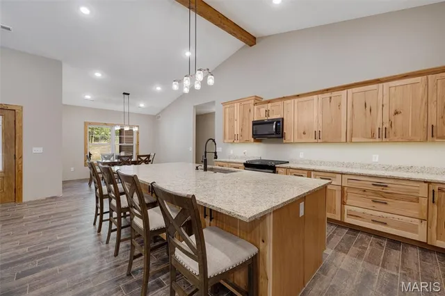 $999,900 | 10051 State Highway 32, Ste. Genevieve, MO 63670