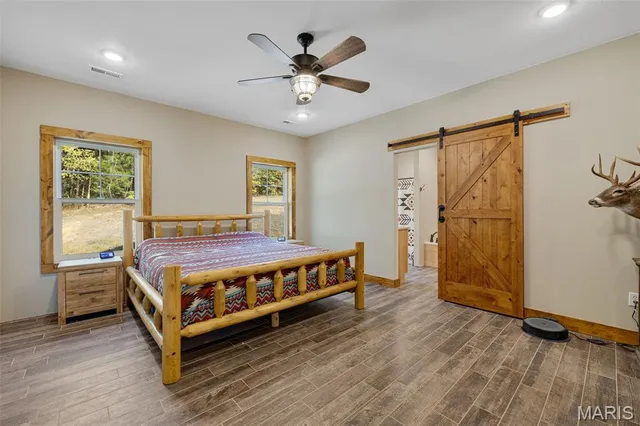 $999,900 | 10051 State Highway 32, Ste. Genevieve, MO 63670