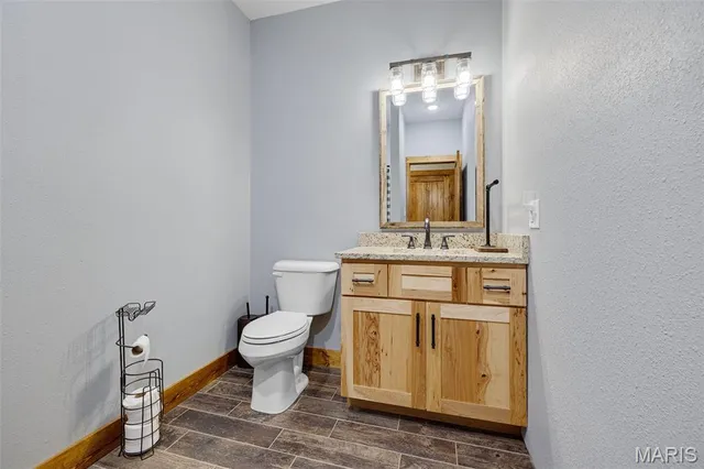 $999,900 | 10051 State Highway 32, Ste. Genevieve, MO 63670