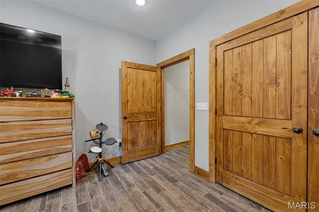 $999,900 | 10051 State Highway 32, Ste. Genevieve, MO 63670