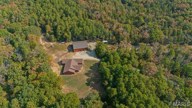 $999,900 | 10051 State Highway 32, Ste. Genevieve, MO 63670