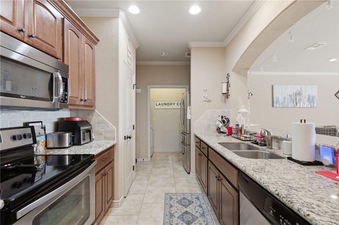 1440 Cres Ridge Drive College Station, TX 77845 - Photo 6 of 20