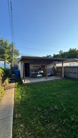 a view of outdoor space yard and patio