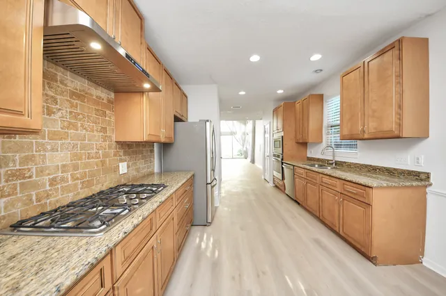 $2,300 | 10743 Boardwalk Street, Houston, TX 77042