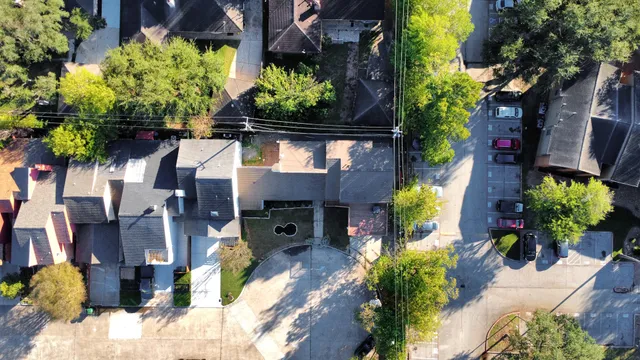 $2,300 | 10743 Boardwalk Street, Houston, TX 77042