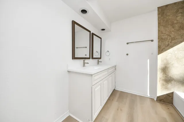 $2,300 | 10743 Boardwalk Street, Houston, TX 77042