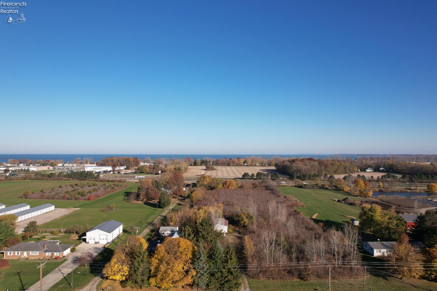 2145 East State Road, Unit B Port Clinton, OH 43452 - Photo 10 of 19 Gallery Image 10