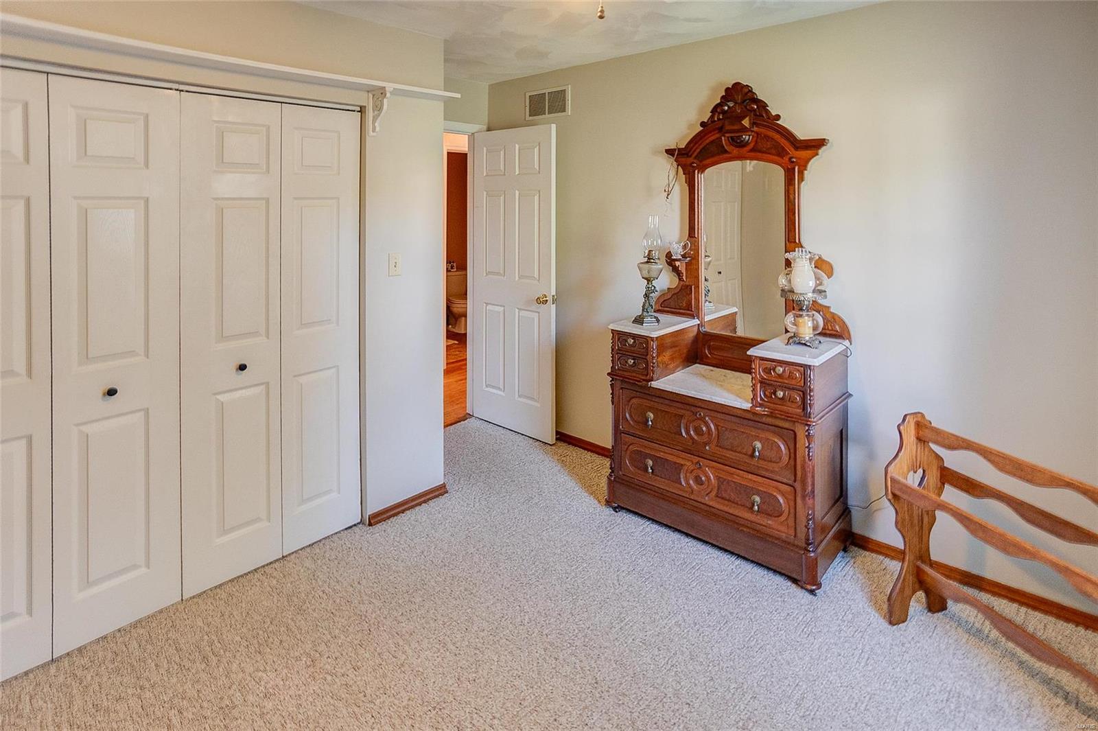 259 South Breidecker Street Columbia, IL 62236 - Photo 34 of 51 Gallery Image 34