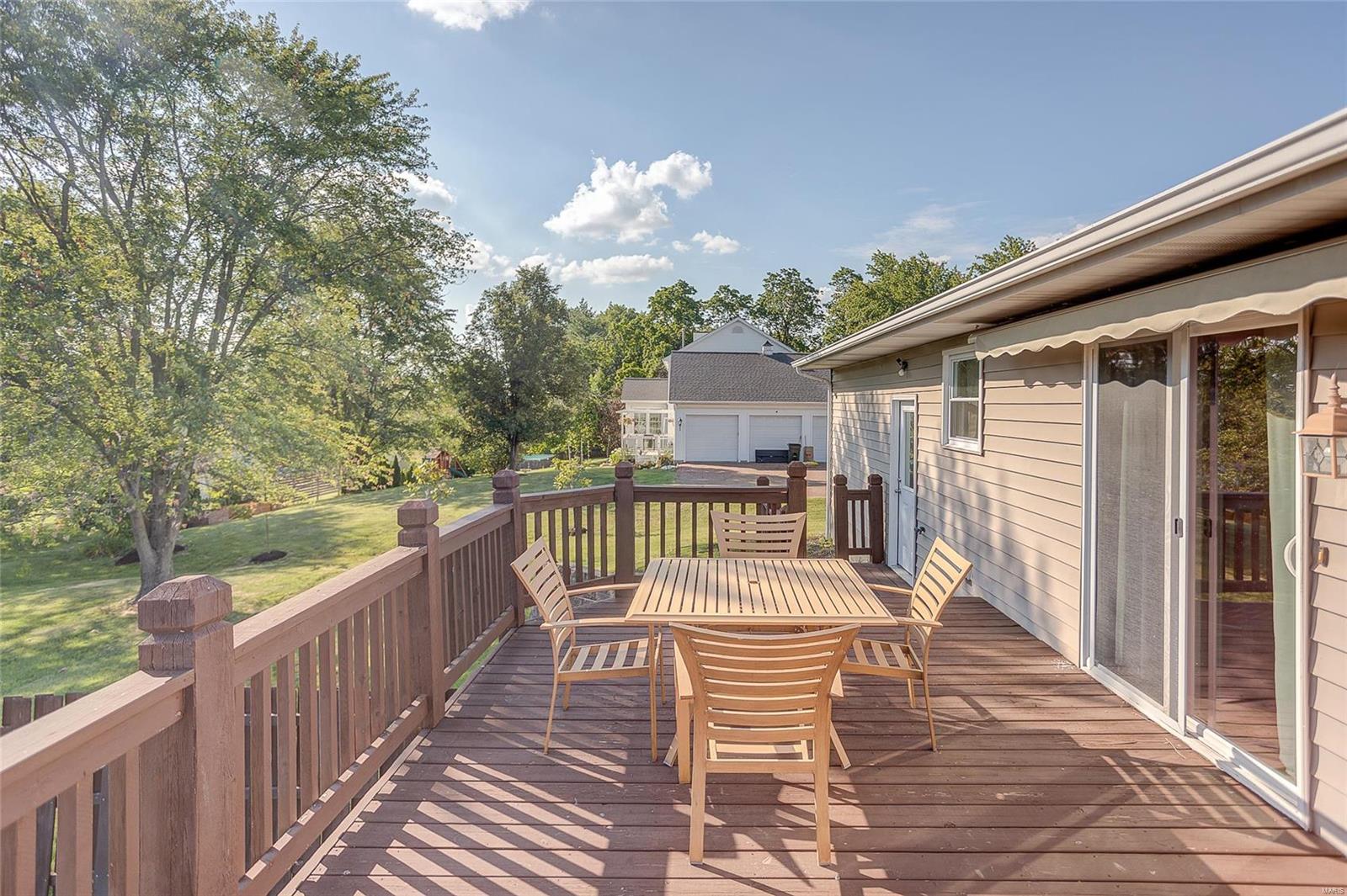 259 South Breidecker Street Columbia, IL 62236 - Photo 5 of 51 Gallery Image 5