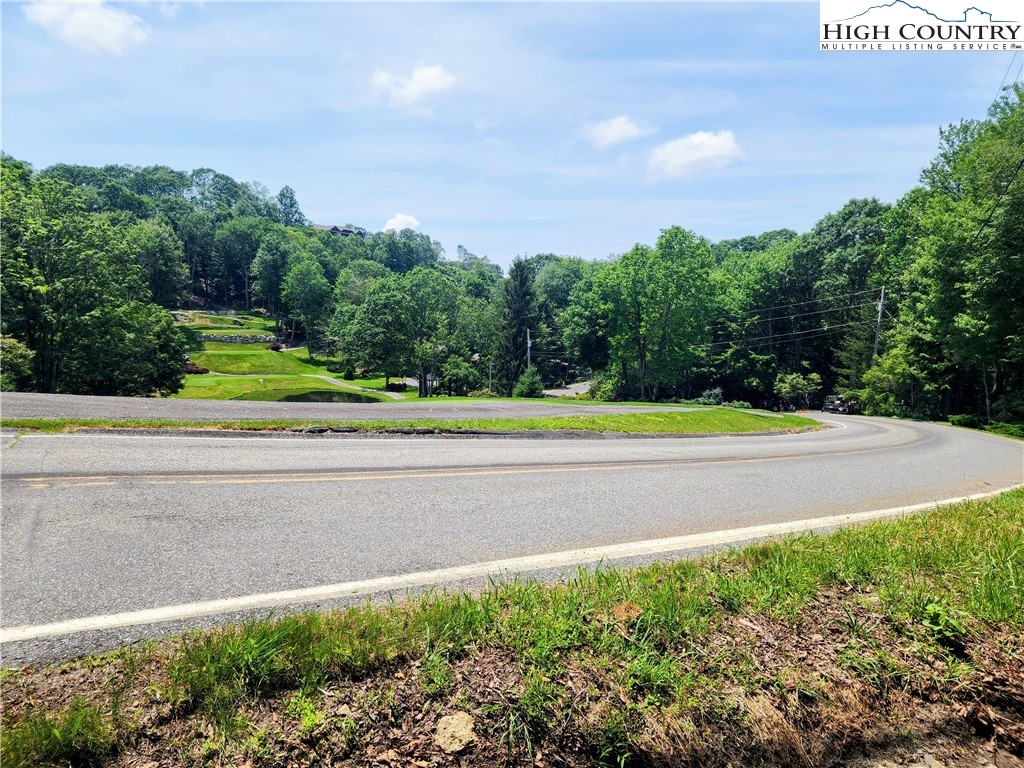 408 St Andrews Road Beech Mountain, NC 28604 - Photo 3 of 4 Gallery Image 3