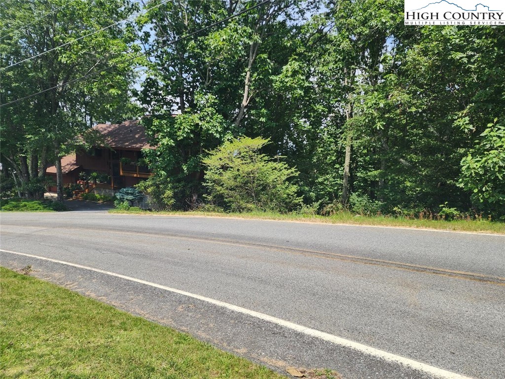 408 St Andrews Road Beech Mountain, NC 28604 - Photo 4 of 4 Gallery Image 4
