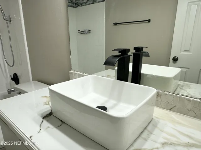 $1,650 | 3801 Crown Point Road, Unit 3082, Jacksonville, FL 32257