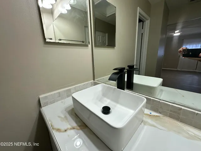 $1,700 | 3801 Crown Point Road, Unit 3082, Jacksonville, FL 32257