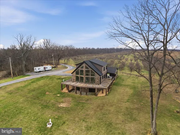 $825,000 | 12 Bluebell Way, Gerrardstown, WV 25420