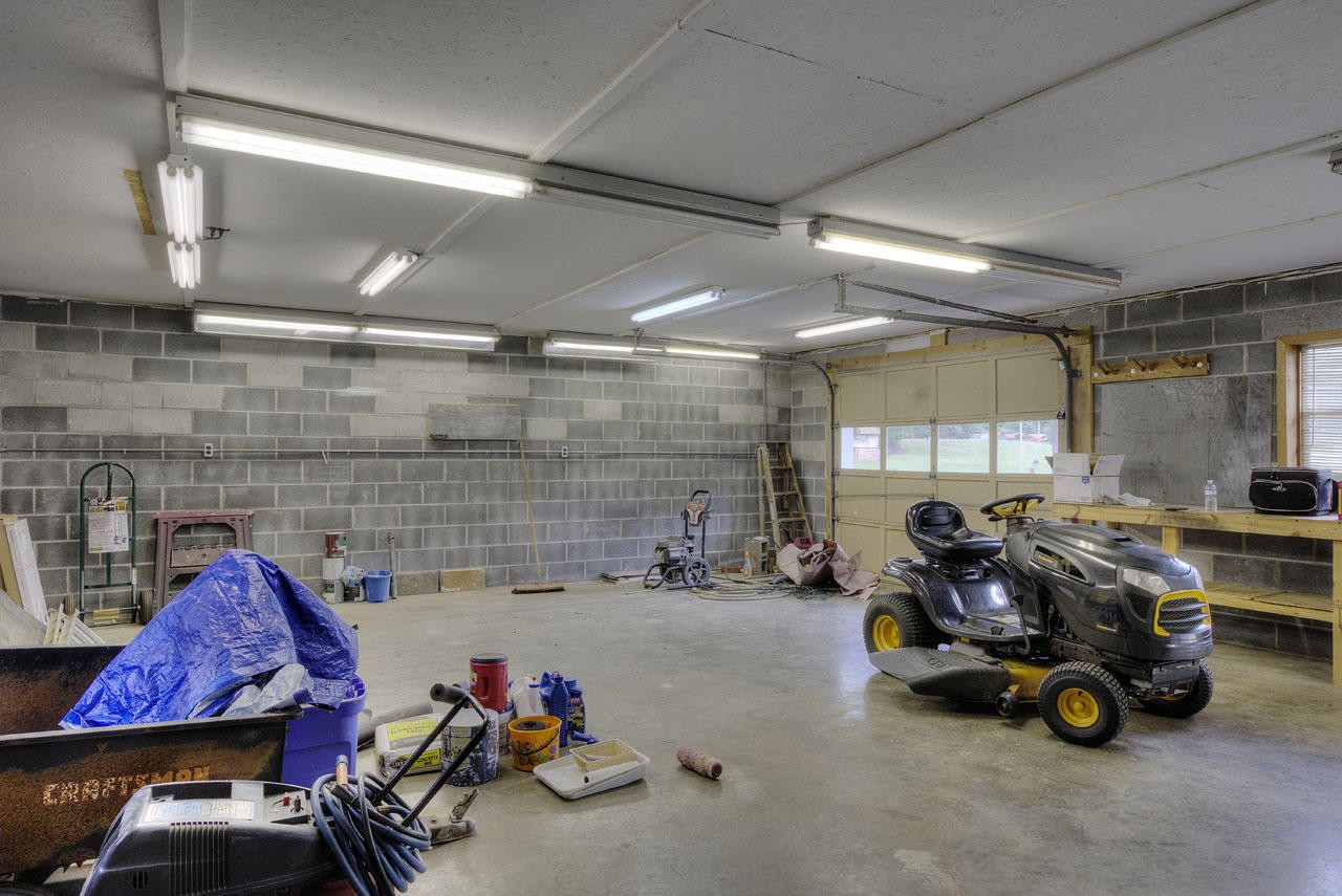 102 Stephens Road Greenback, TN 37742 - Photo 27 of 31 a view of a garage with cars