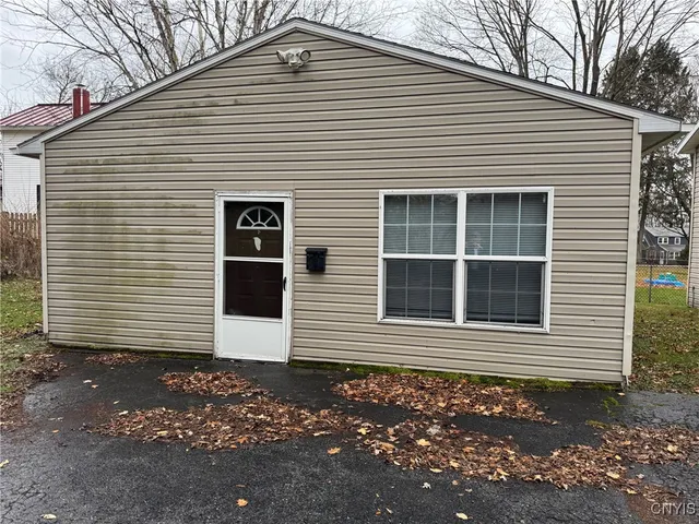 $1,300 | 28 Mcharrie Street, Van Buren, NY 13027