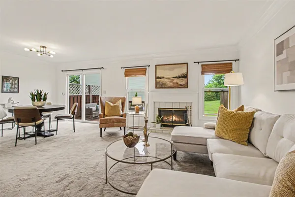 $335,000 | 637 Liberty Pointe Drive, Ann Arbor, MI 48103