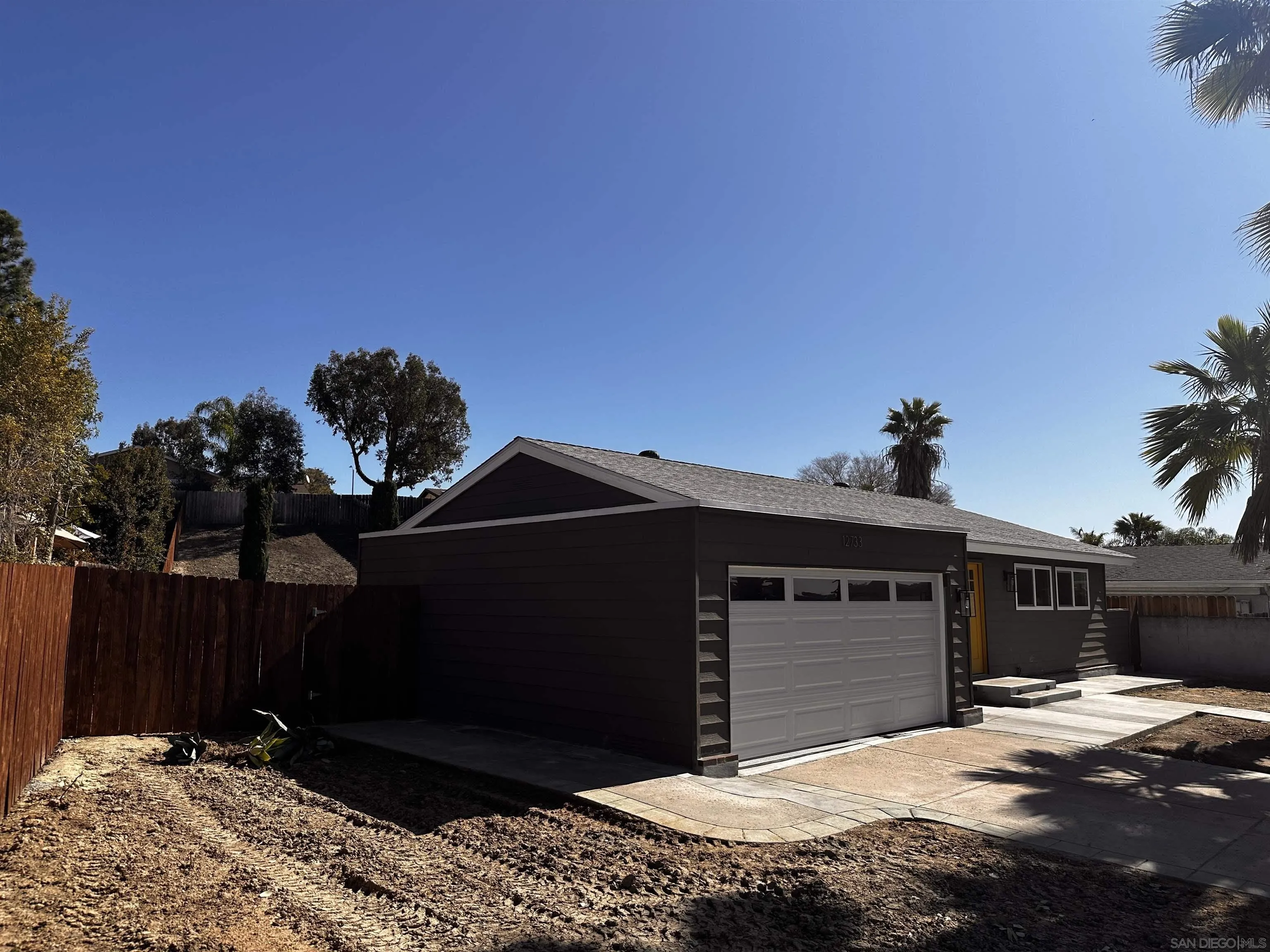 12733 McFeron Road Poway, CA 92064 - Photo 68 of 69 a front view of a house