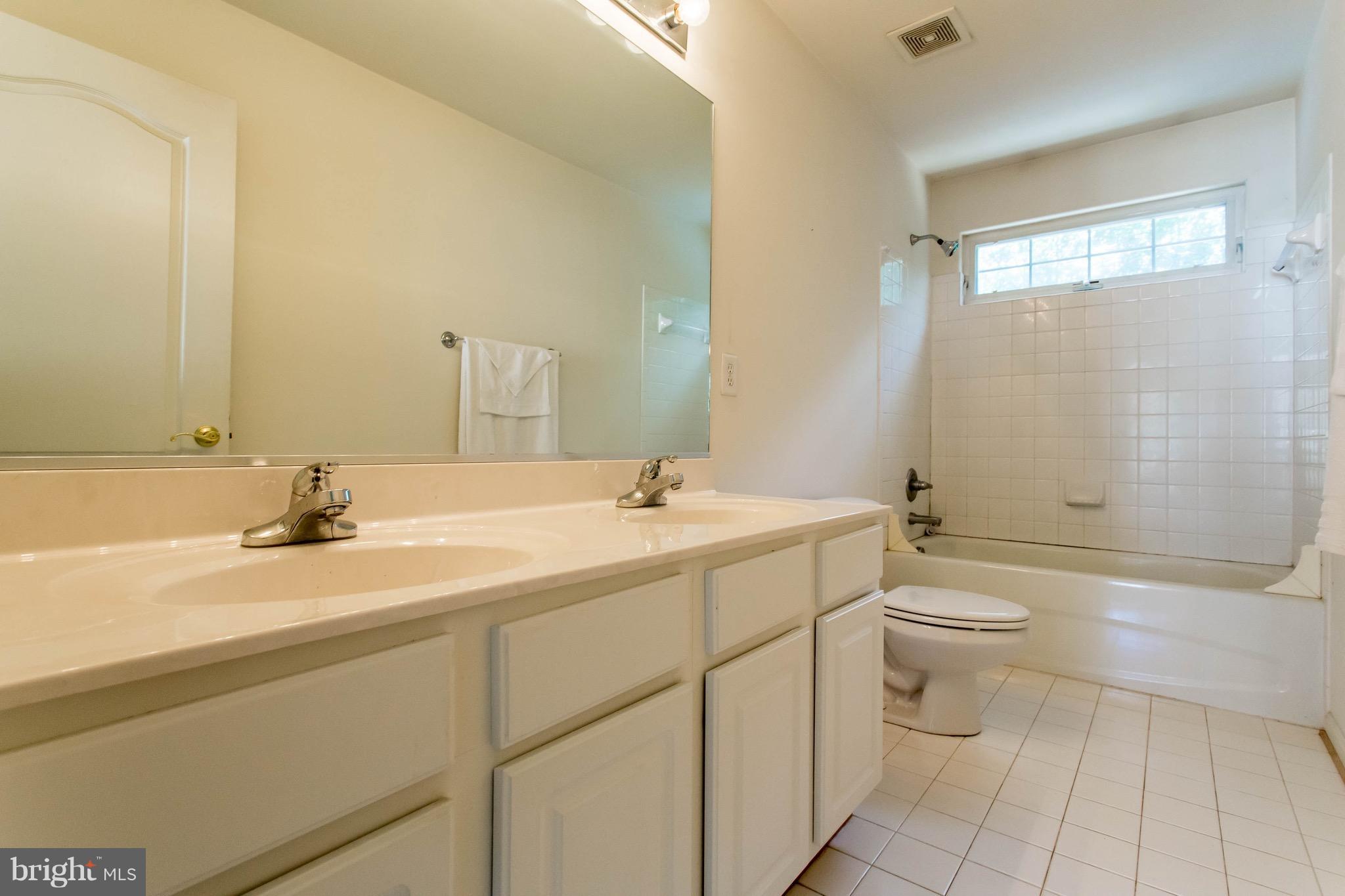 6771 North Stuart Road King George, VA 22485 - Photo 16 of 30 Bath
