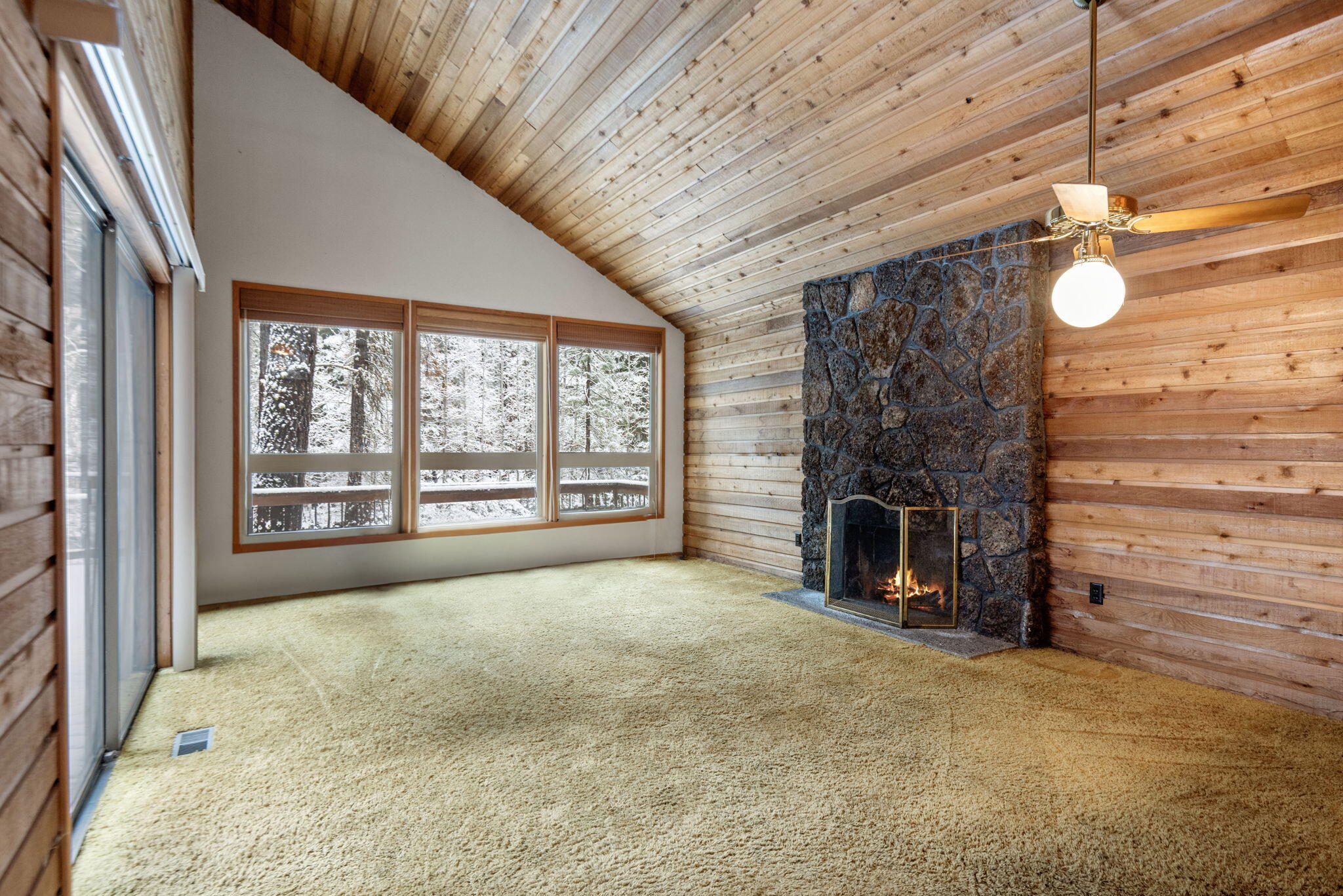 13545 Valerian Black Butte Ranch, OR 97759 - Photo 4 of 23 13545 Valerian