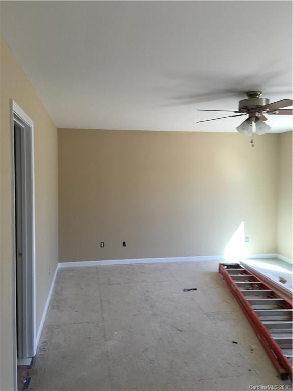 1829 Fairhope Road, Unit 15 York, SC 29745 - Photo 3 of 4 Gallery Image 3